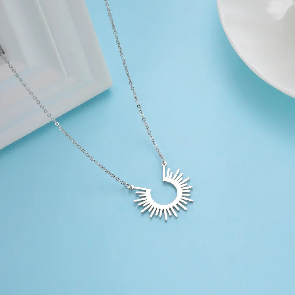 Elandra Chain